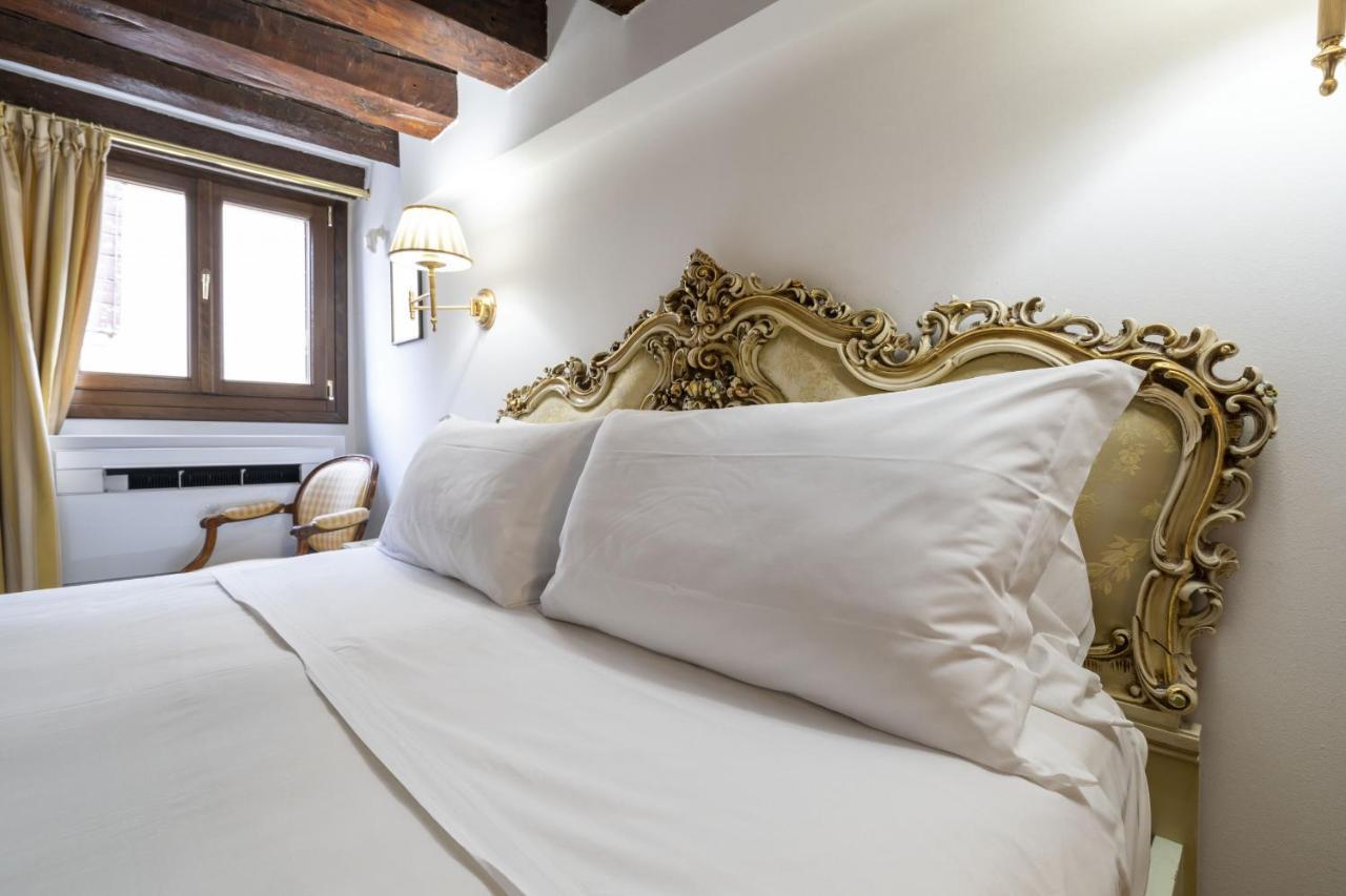 Gondola Luxury - Campo Santi Filippo E Giacomo By Wonderful Italy Venice Exterior photo